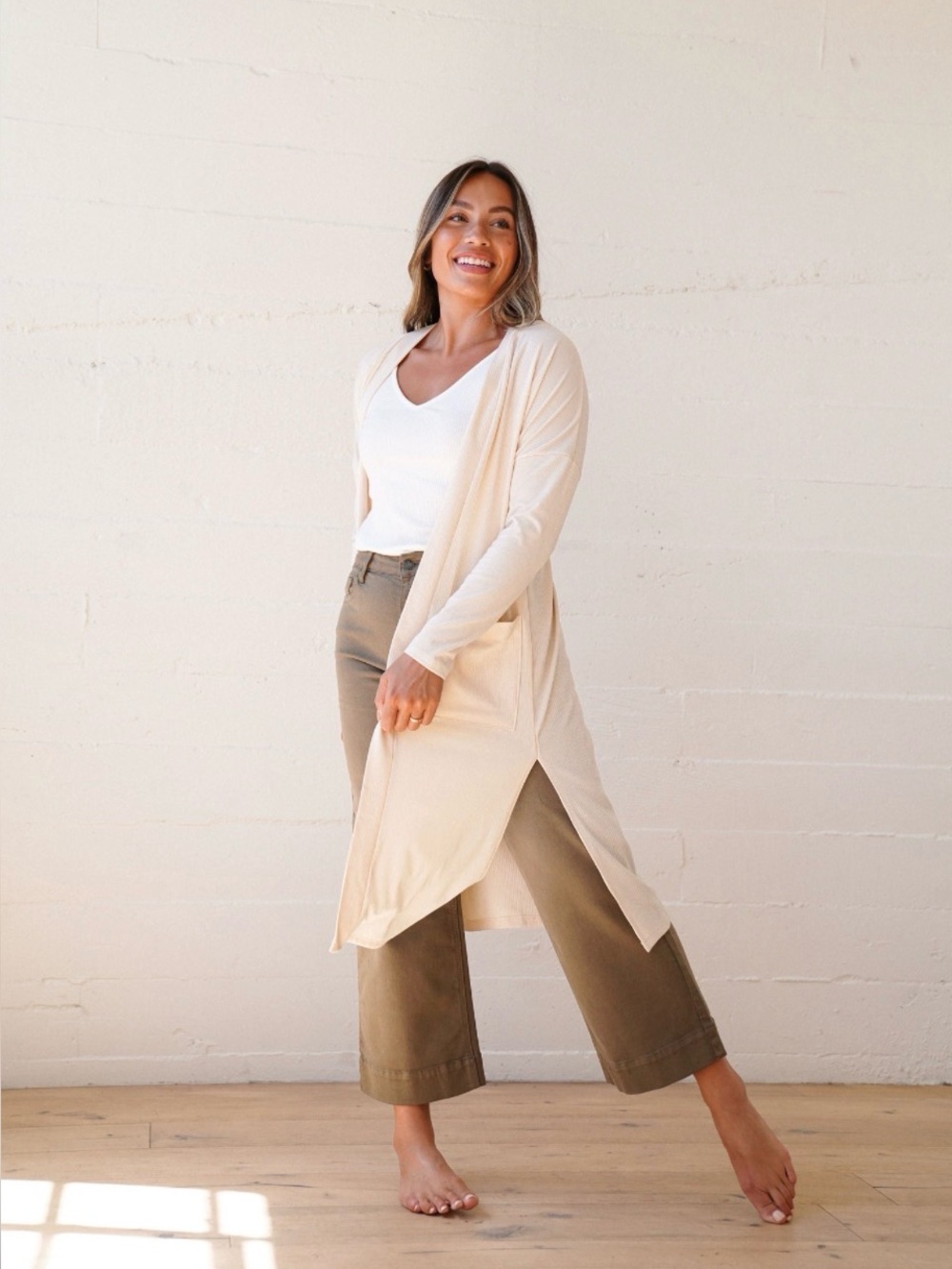 Carly Jean Los Angeles Favorite Ribbed Cardigan Cream size Small
